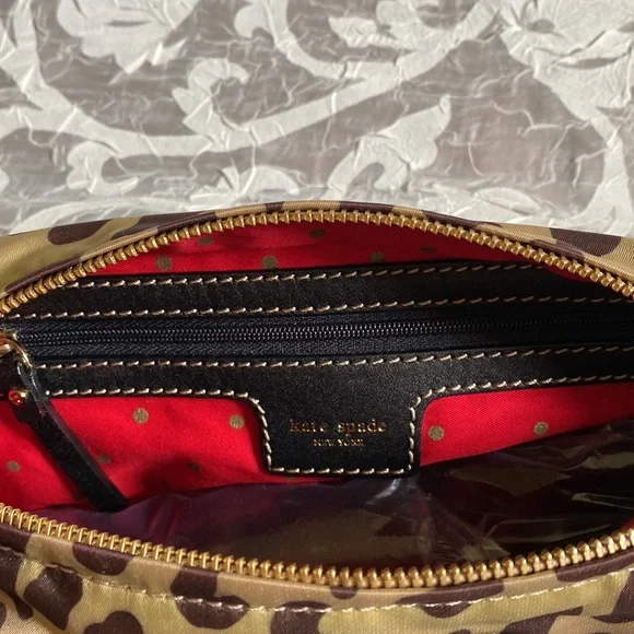 Kate Spade like new (used once) mini gabi camel purse - Picture 7 of 13